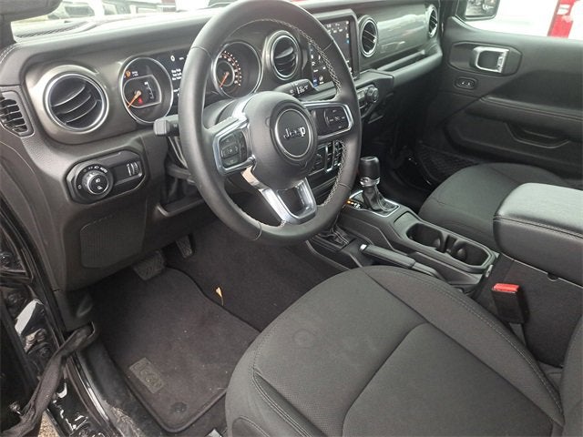 2023 Jeep Gladiator Overland