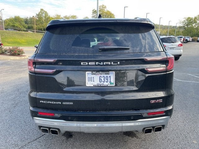 2024 GMC Acadia Denali