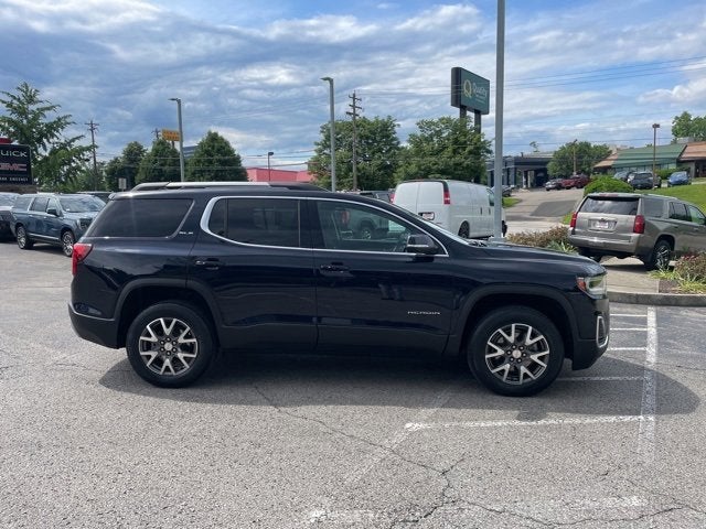 2022 GMC Acadia SLE