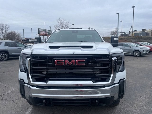 2025 GMC Sierra 2500 HD Pro