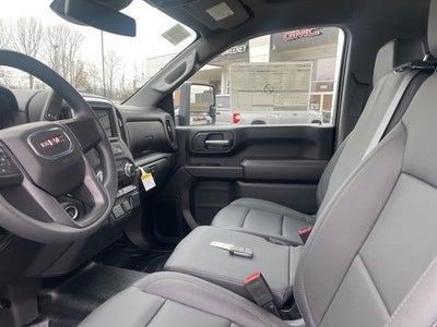 2025 GMC Sierra 2500 HD Pro