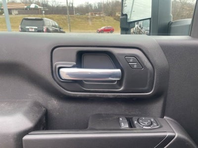 2025 GMC Sierra 2500 HD Pro