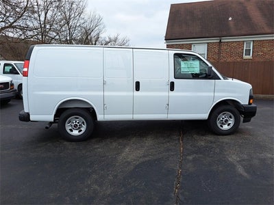2025 GMC Savana Cargo 2500 Work Van