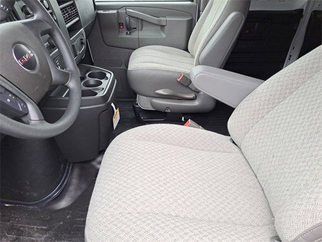 2025 GMC Savana Cargo 2500 Work Van