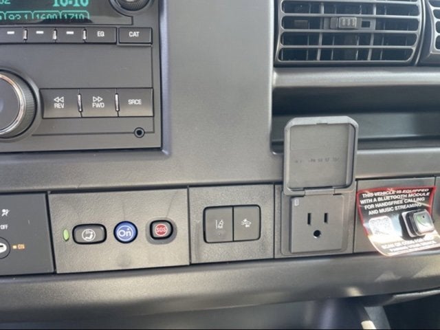 2025 GMC Savana Cargo 2500 Work Van