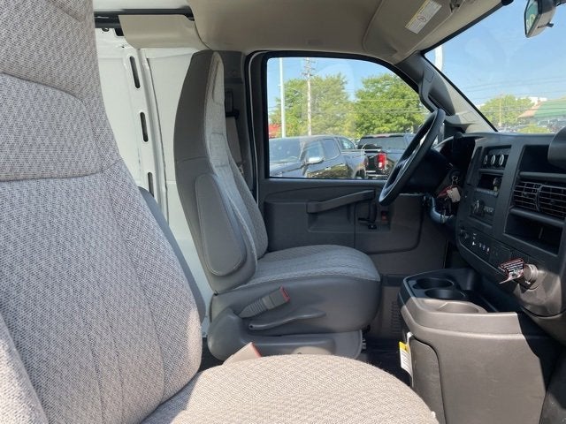 2025 GMC Savana Cargo 2500 Work Van