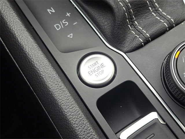 2023 Volkswagen Atlas 3.6L V6 SEL R-Line Black