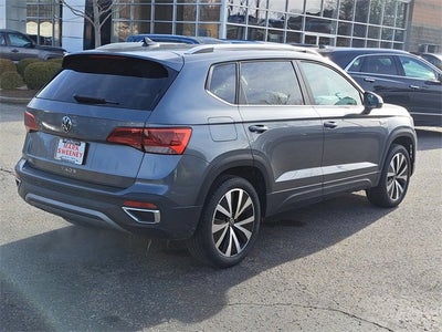 2024 Volkswagen Taos SE