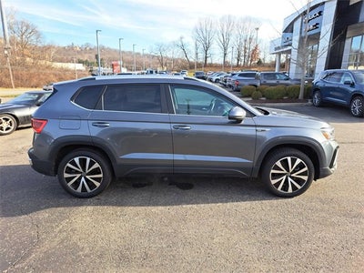 2024 Volkswagen Taos SE